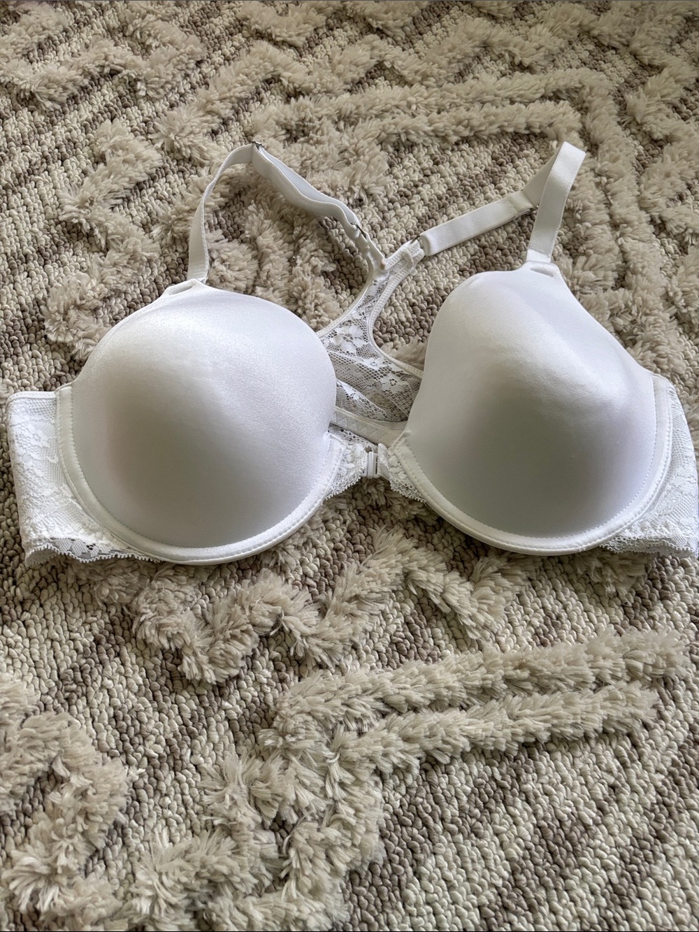 Maidenform White Padded Lace-Back T-Shirt Bra